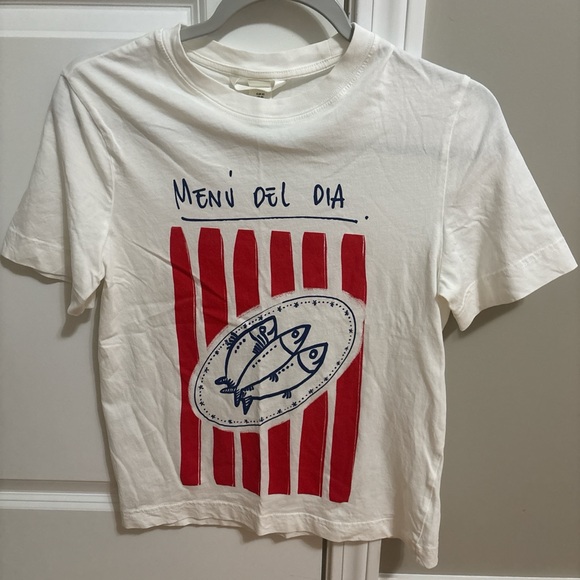 H&M Women’s Tee - Picture 1 of 1